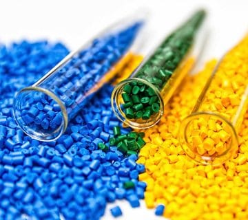 A brief guide to PET resin grades, food-safety, packaging uses, and its top 5 benefits for bottlers.