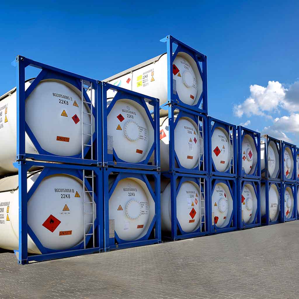 iso tank vs drums packaging